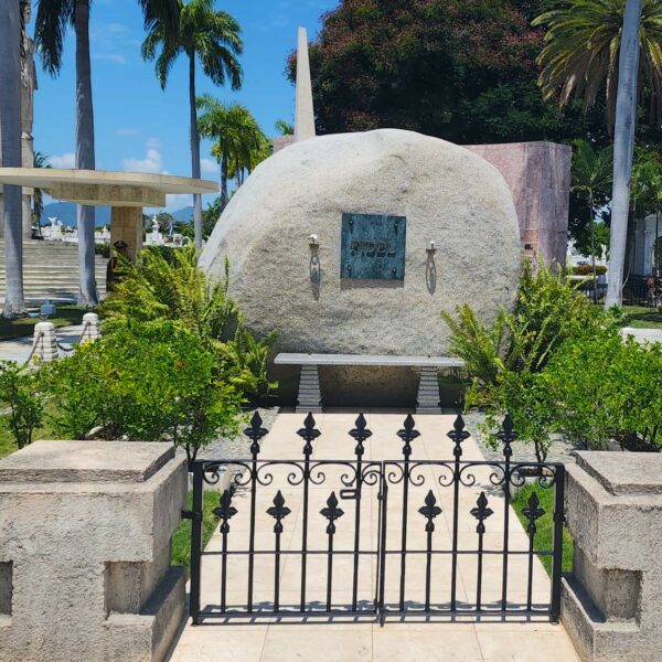 Tombe de Fidel Castro à Santiago de Cuba