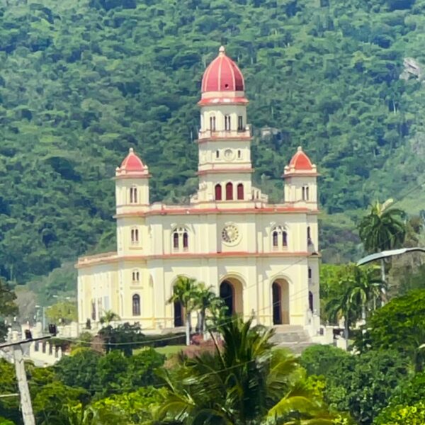 Basilique del Cobre à côté de Santiago de Cuba