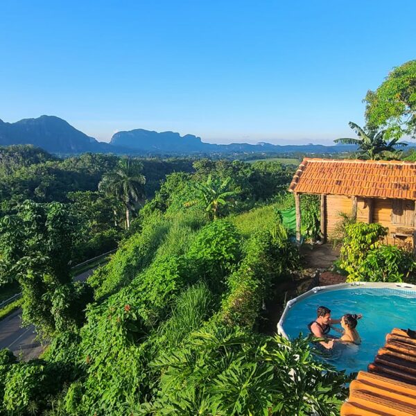 Casa particular avec piscine et vue sur les mogotes Viñales